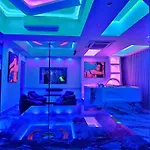Guest Friendly Cartagena 2Br Jacuzzi Stripper Pole
