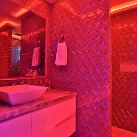 Guest Friendly 2br Jacuzzi Stripper Pole * Cartagena