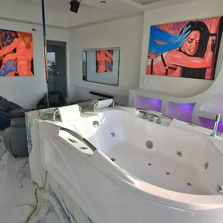Apartamento Guest Friendly 2br Jacuzzi Stripper Pole *