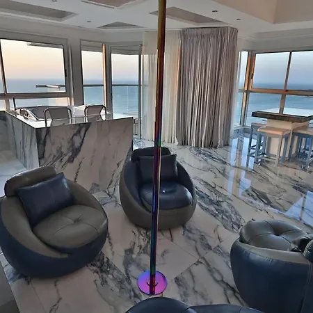 Guest Friendly 2br Jacuzzi Stripper Pole Apartamento