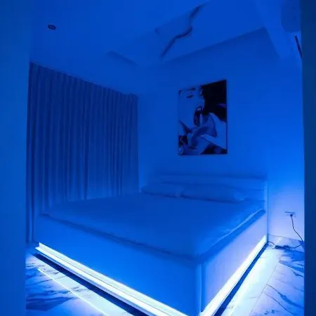 Guest Friendly 2br Jacuzzi Stripper Pole Apartamento