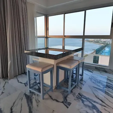 Apartamento Guest Friendly 2br Jacuzzi Stripper Pole